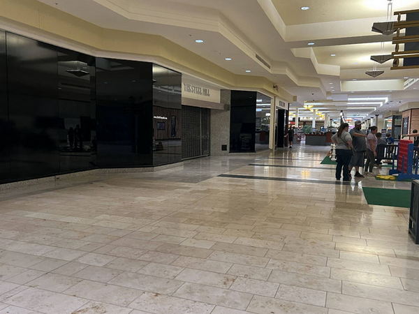 Lansing Mall - Aug 13 2022 (newer photo)
